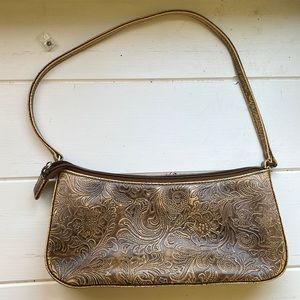 Floral engraved purse